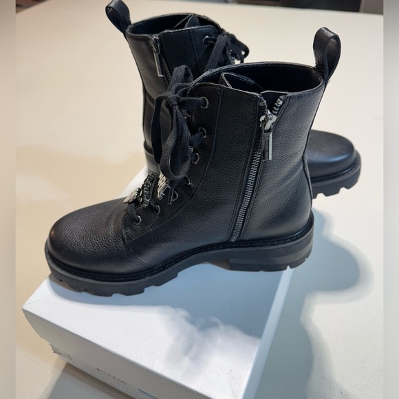 KARL LAGERFELD - Picture 2 of 10